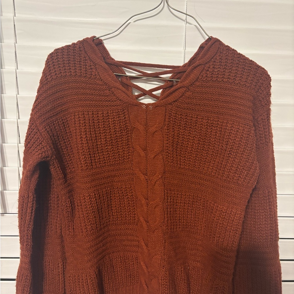 No Boundaries Women's Rust Cable Knit Sweater